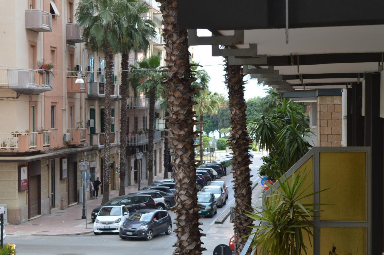 Berardi House Apartment ตารันโต ภายนอก รูปภาพ